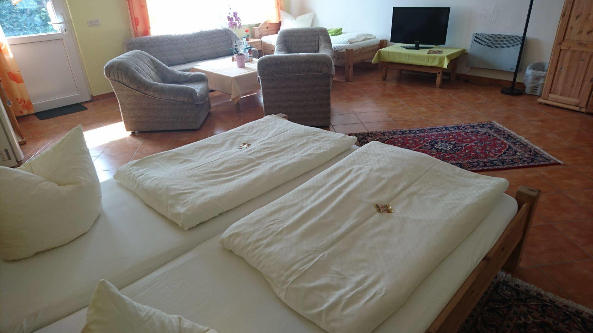 Hotel-Pension Am Muehlberg Lübbenau Kültér fotó
